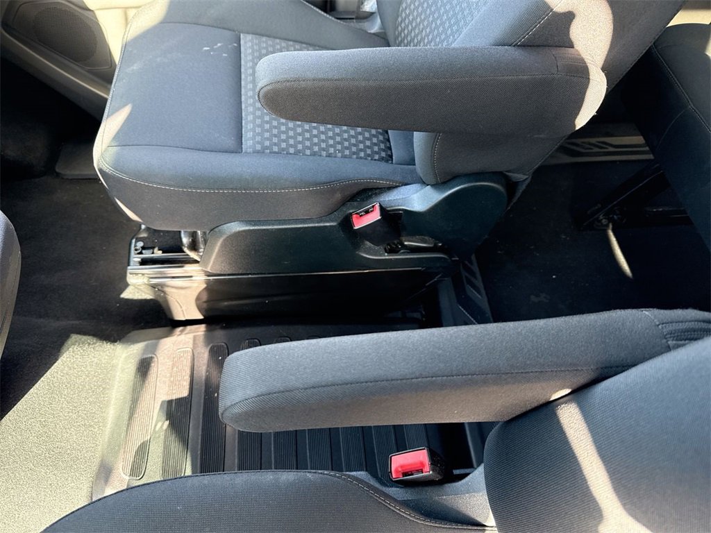 Used 2023 Ford Transit 350 XLT image 21