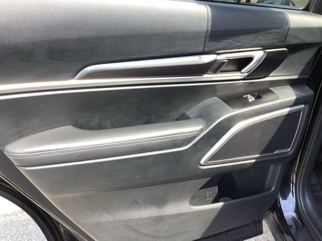 Used 2025 Kia Telluride S image 19