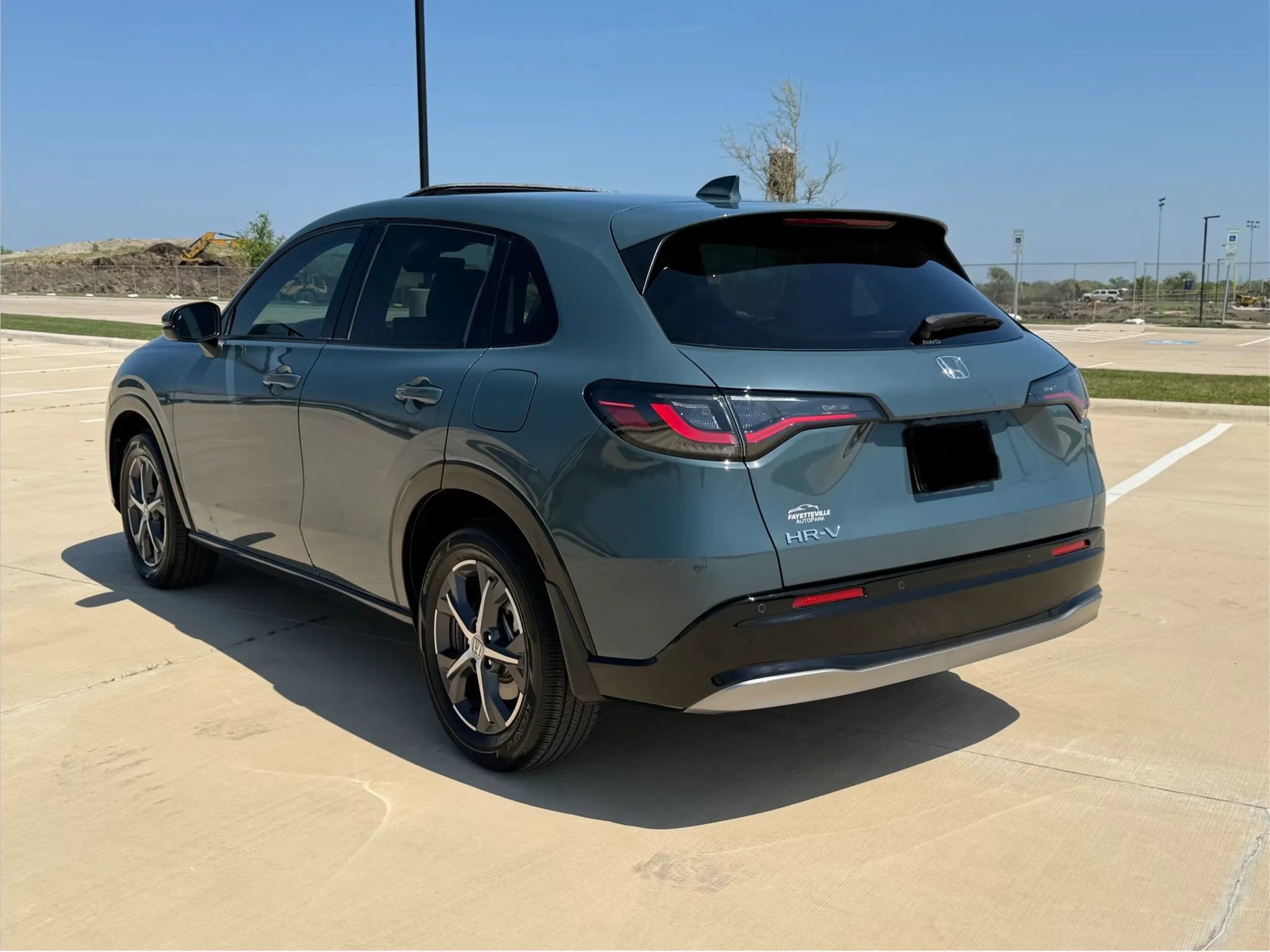 Used 2025 Honda HR-V EX-L image 6