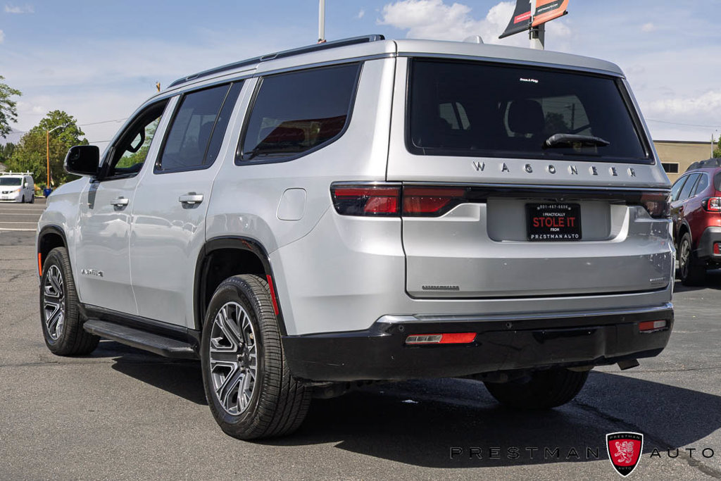 Used 2022 Jeep Wagoneer Series III AWD/4WD image 17