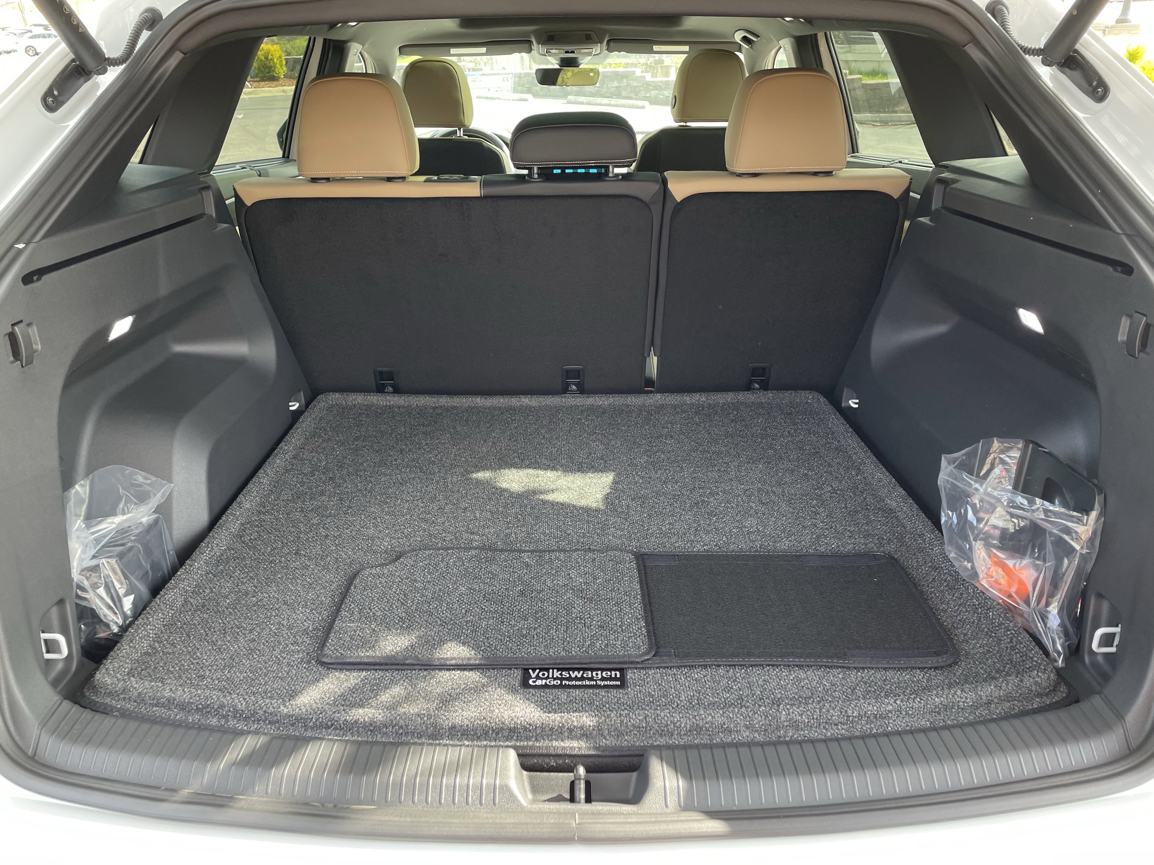 New 2026 Volkswagen Atlas Cross Sport SE image 9