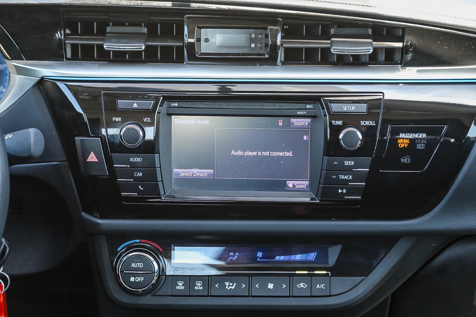 Used 2016 Toyota Corolla S FWD image 14
