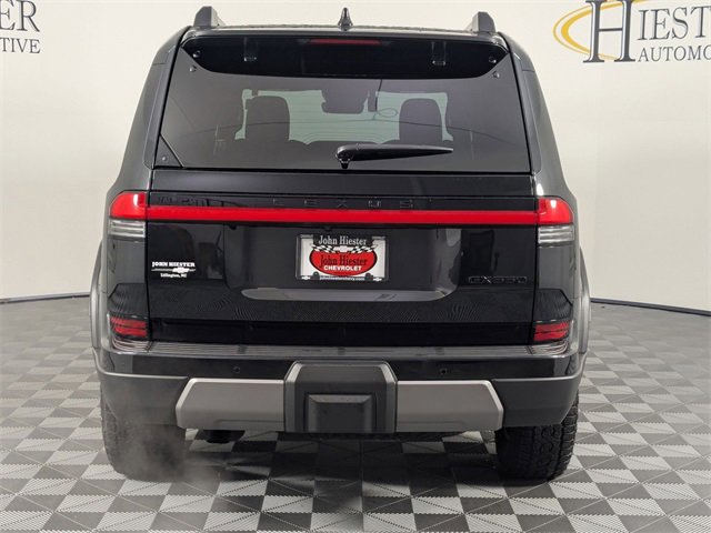 Used 2024 Lexus GX 550 image 6