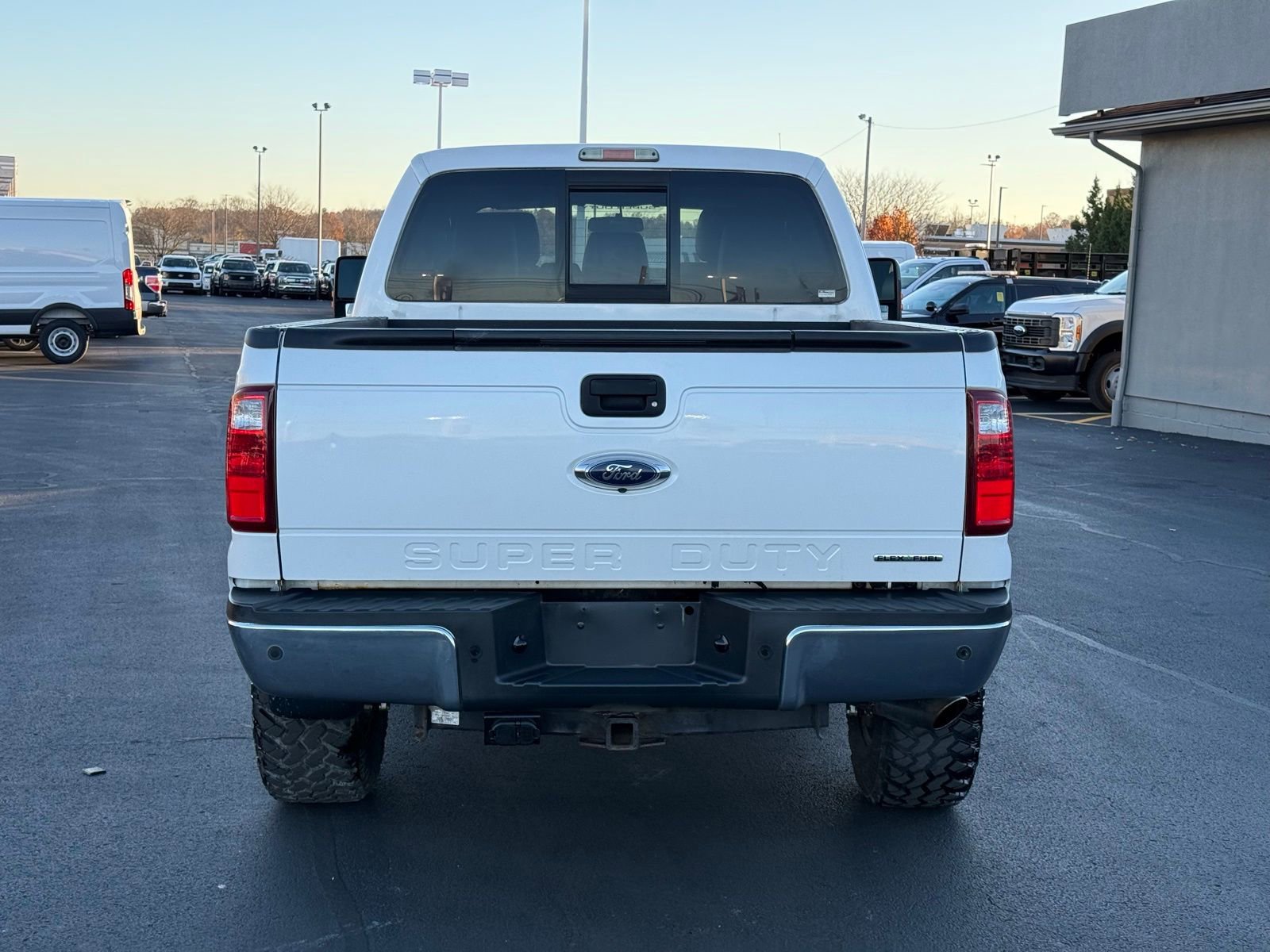 Used 2015 Ford F350 Lariat w/ Lariat Chrome Package image 4