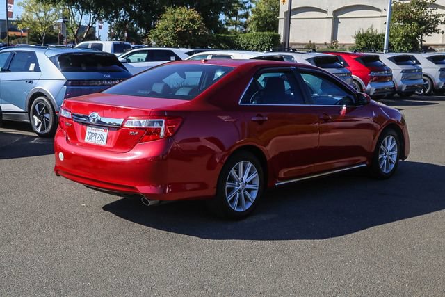 Used 2013 Toyota Camry XLE w/ Leather Pkg FWD image 5