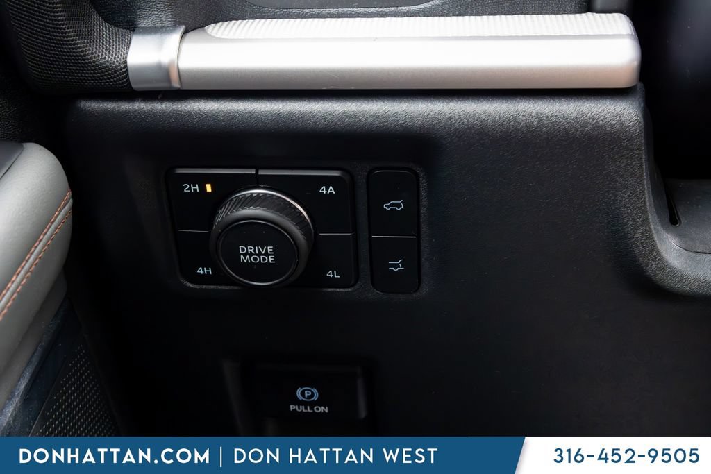 Used 2025 Ford Expedition Max Active AWD/4WD image 14