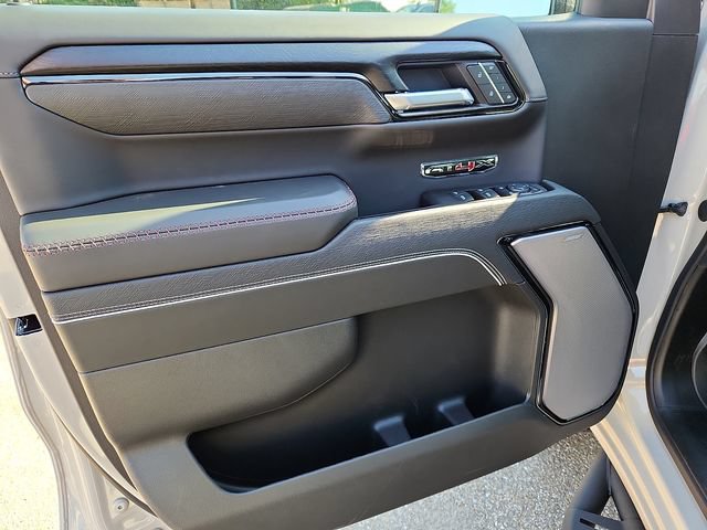 New 2026 GMC Sierra 1500 AT4X AWD/4WD image 8