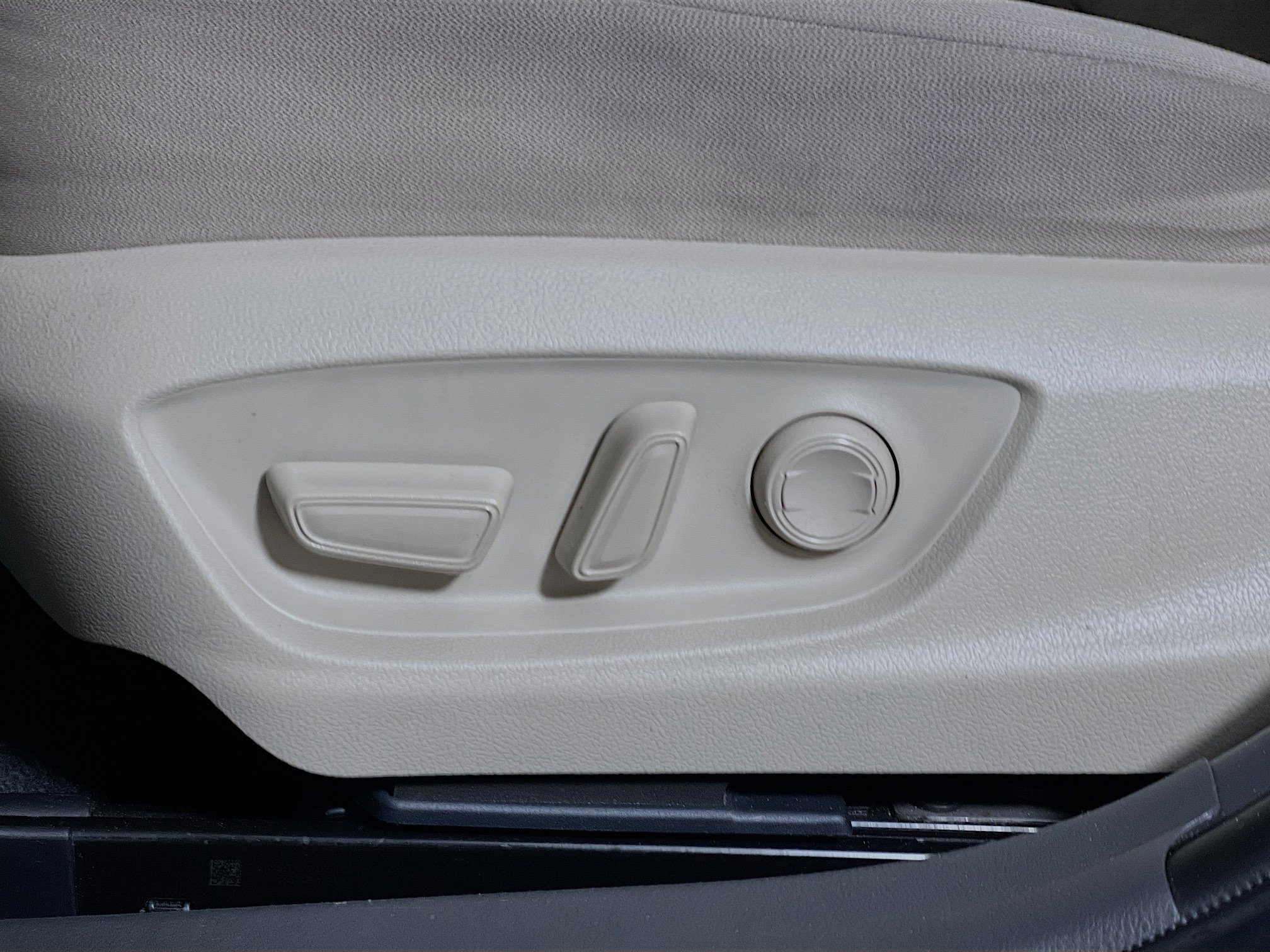 Used 2024 Toyota Camry LE image 16