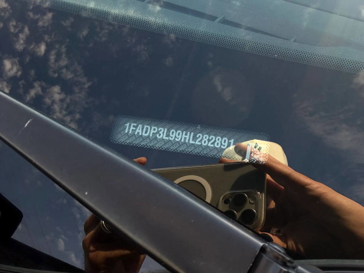 Used 2017 Ford Focus ST image 28