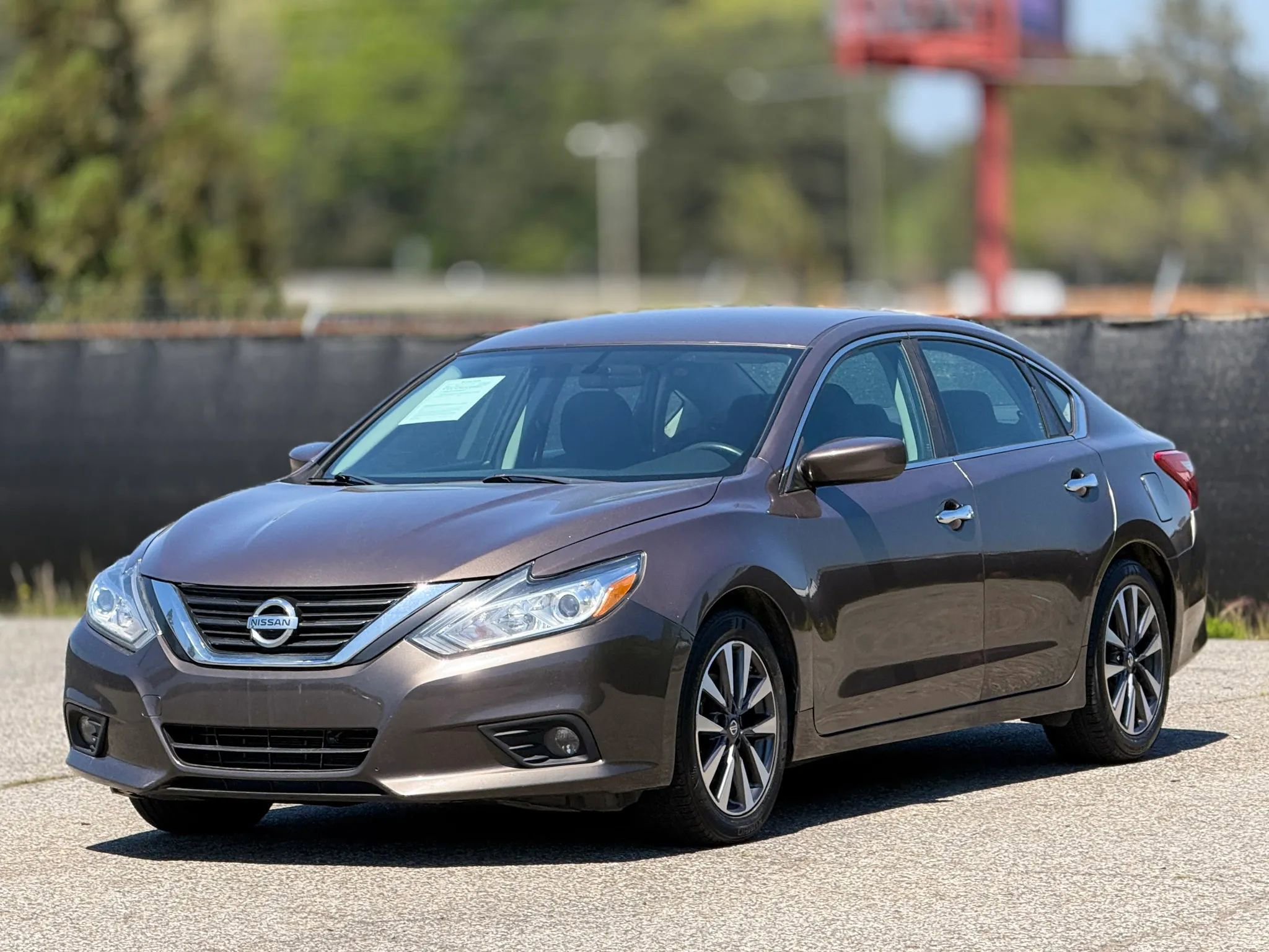 Used 2017 Nissan Altima 2.5 SV image 6
