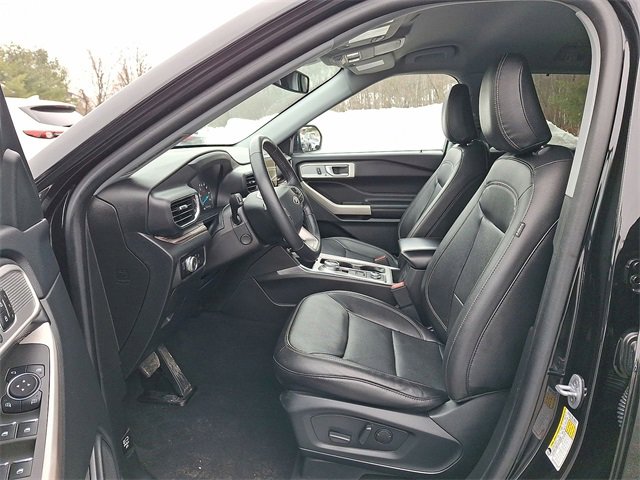 Used 2023 Ford Explorer Limited w/ Equipment Group 301A image 14