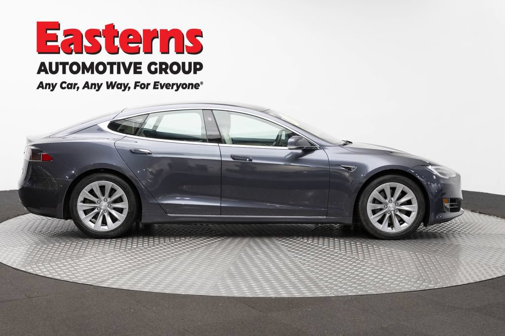Used 2018 Tesla Model S 100D AWD/4WD image 4
