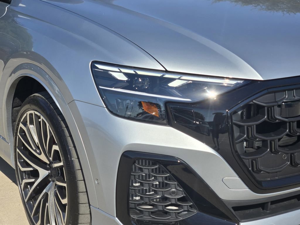 New 2026 Audi SQ8 Premium Plus image 12