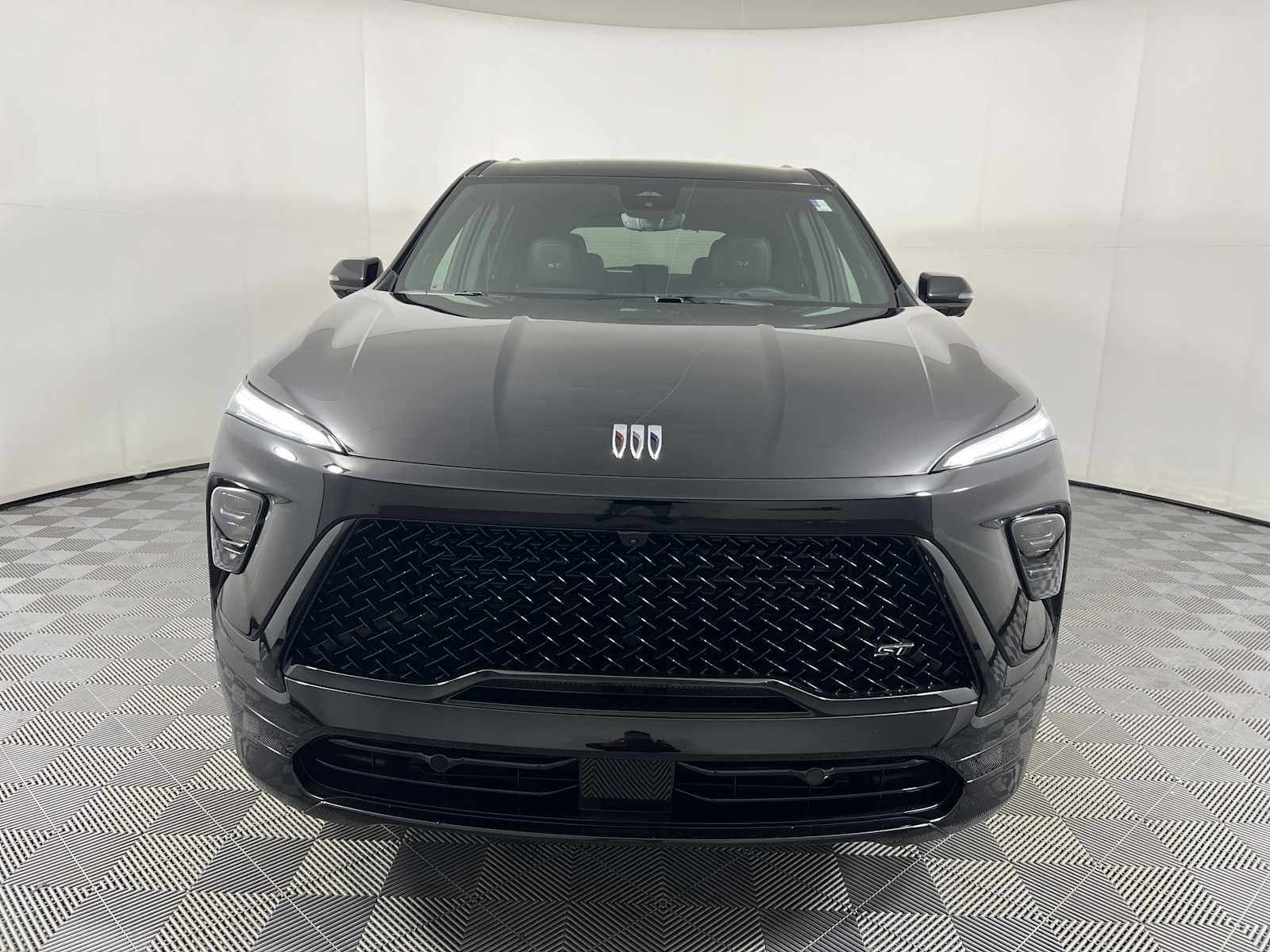 New 2026 Buick Enclave Sport Touring w/ Power Package image 2