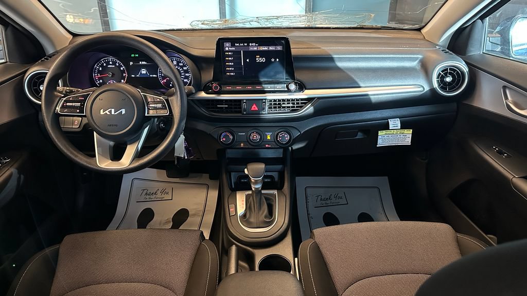 Used 2023 Kia Forte LXS FWD image 9