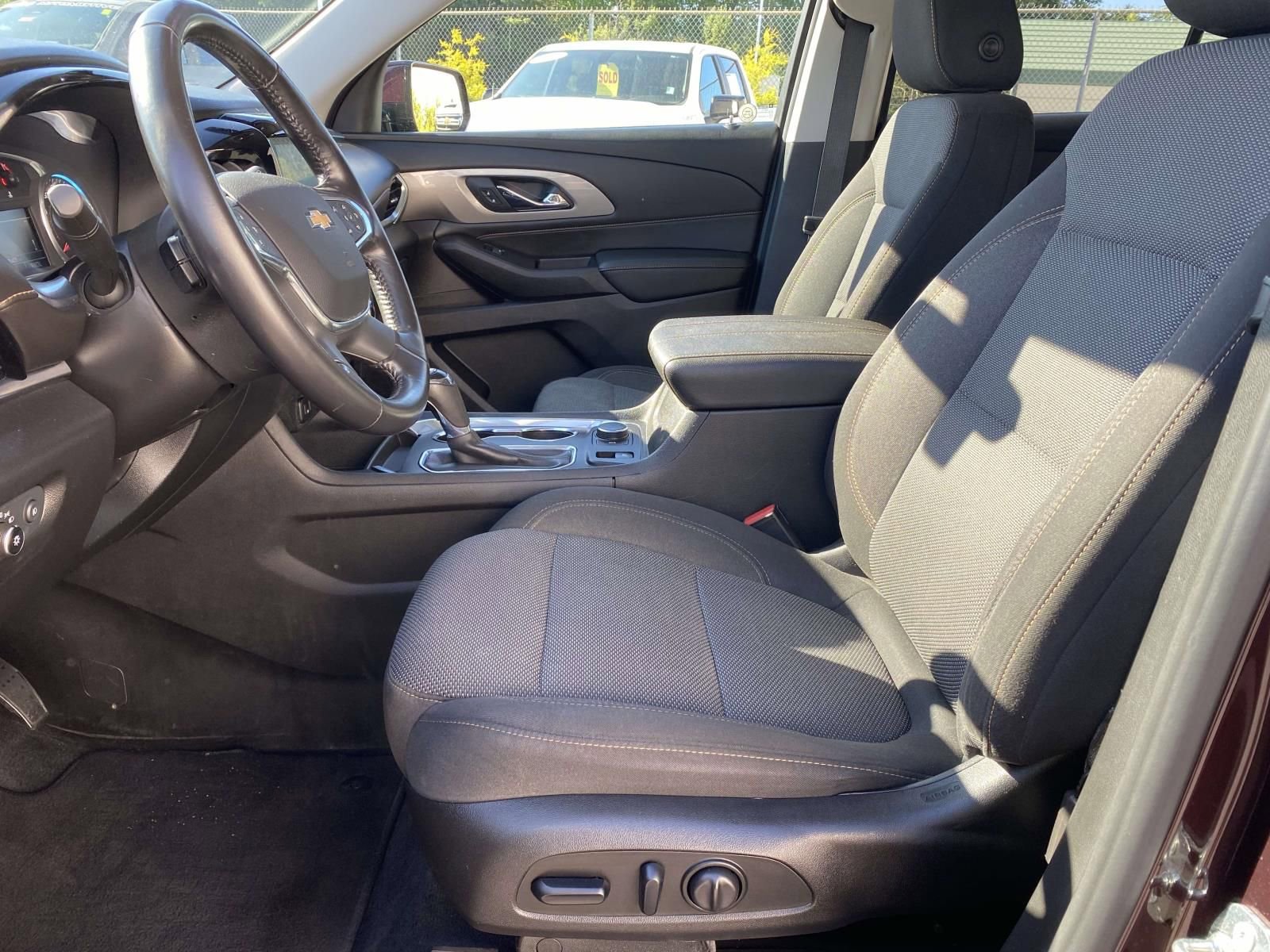 Used 2019 Chevrolet Traverse LT AWD/4WD image 16