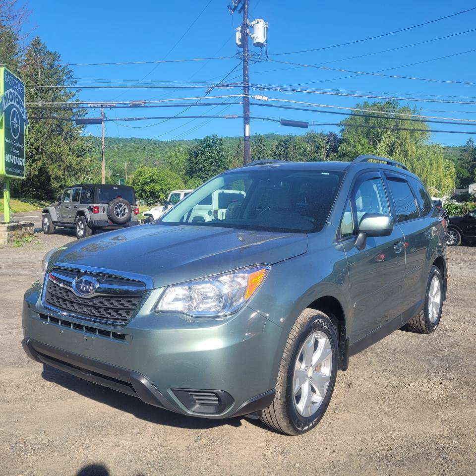 Used 2014 Subaru Forester 2.5i Premium w/ All-Weather Package AWD/4WD image 4