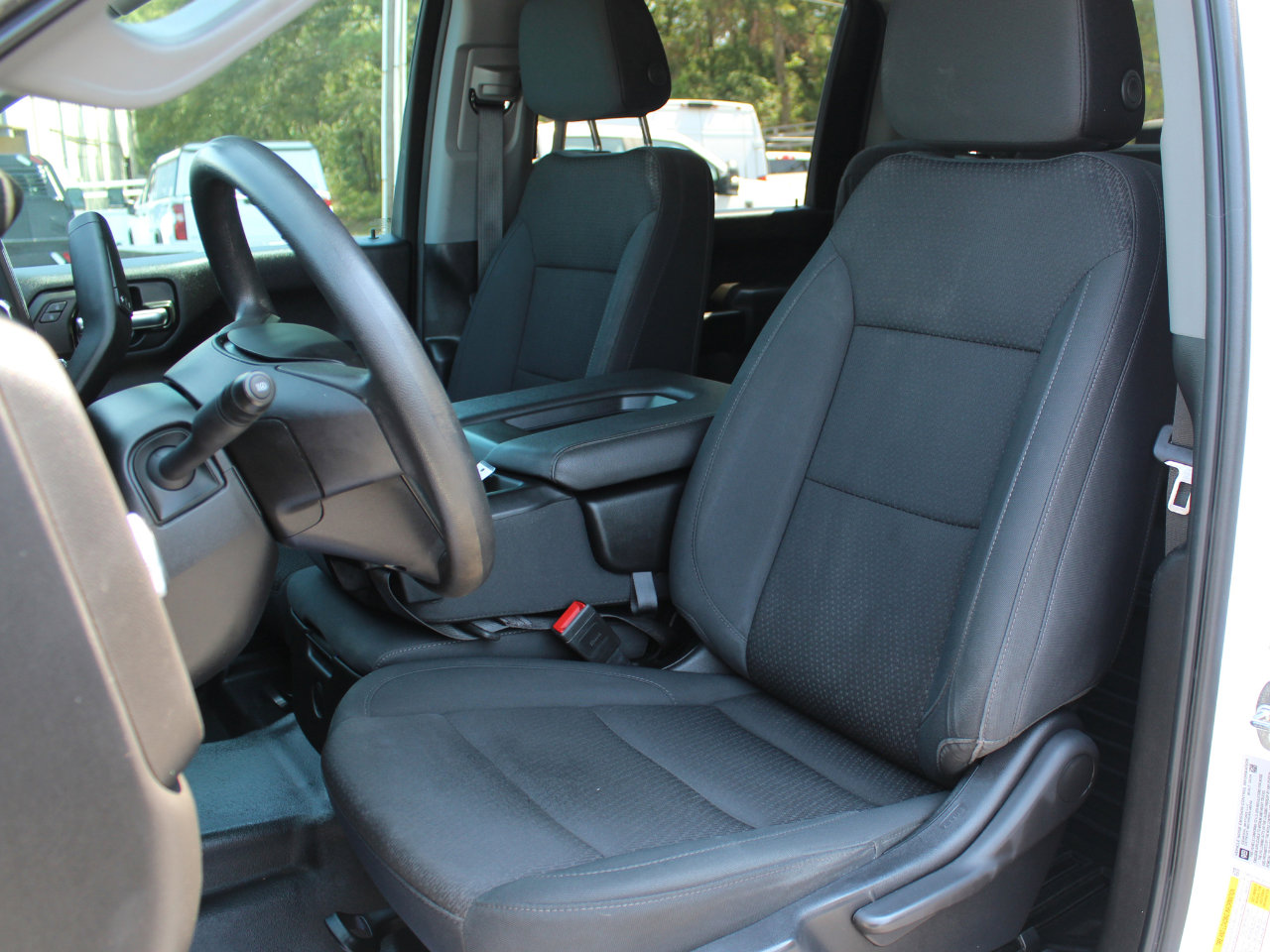 Used 2024 GMC Sierra 2500 Pro w/ Convenience Package image 17