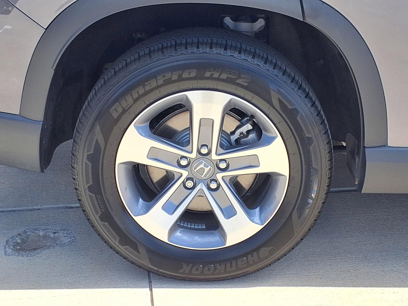 Used 2025 Honda Pilot EX-L image 25