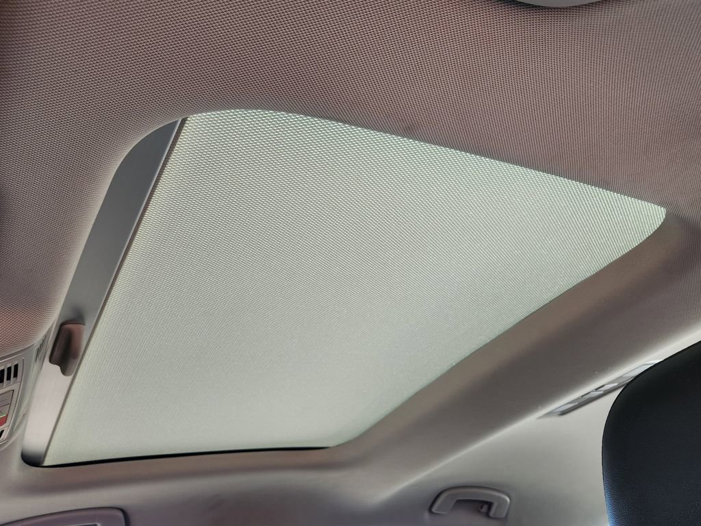 Used 2022 Volkswagen Jetta SEL image 15