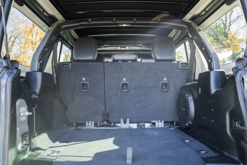 Used 2022 Jeep Wrangler Unlimited Sahara image 8