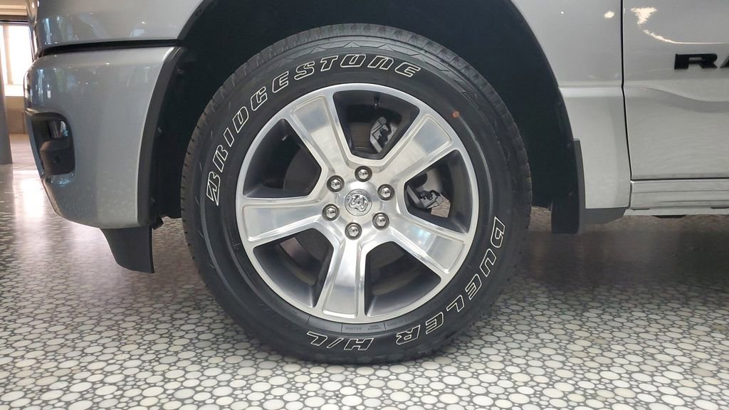 Used 2025 RAM 1500 Tradesman image 7