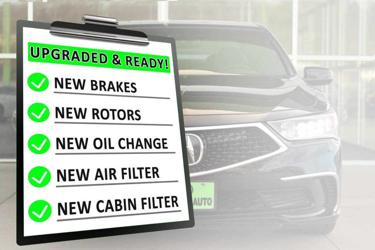 Used 2018 Acura RLX w/ Technology Package image 3