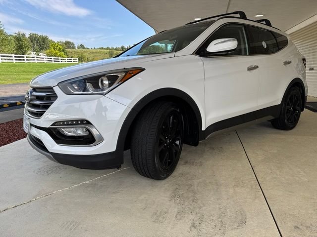 Used 2017 Hyundai Santa Fe Sport w/ Cargo Package AWD/4WD image 9