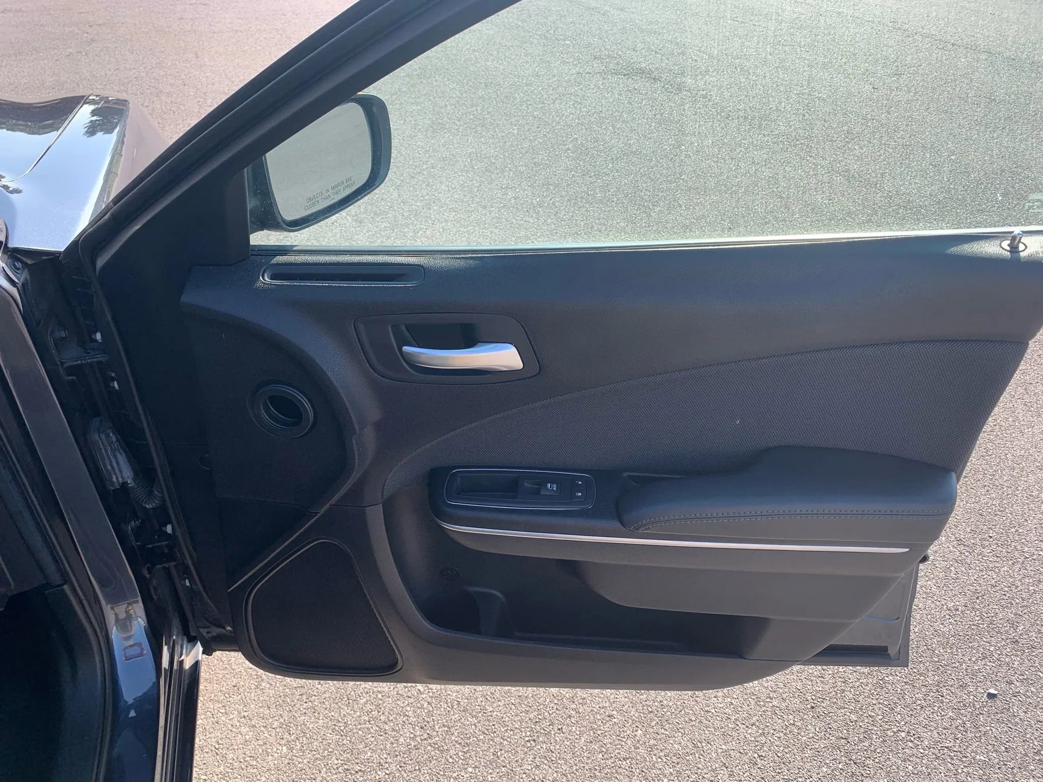 Used 2016 Dodge Charger SE RWD image 20