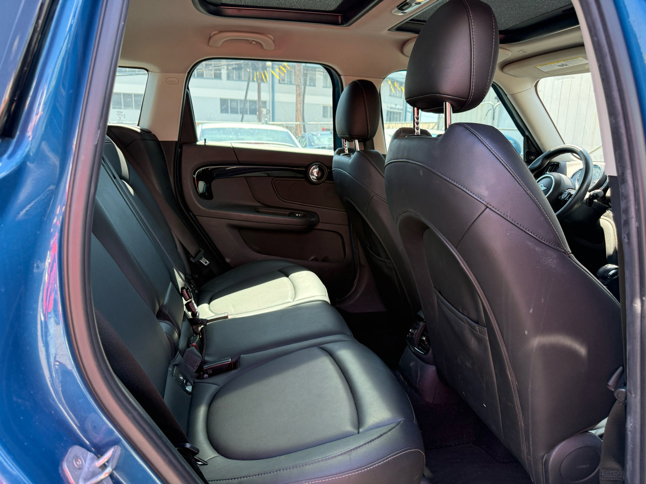Used 2019 MINI Cooper Countryman S w/ Premium Package image 11