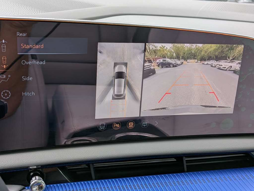 Certified 2027 Cadillac Optiq Luxury RWD image 23