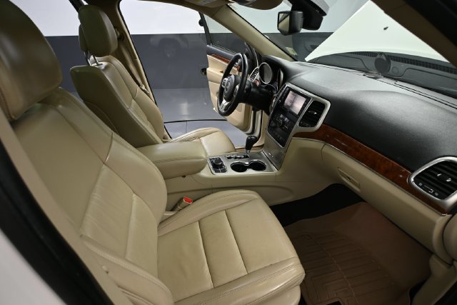 Used 2011 Jeep Grand Cherokee Limited AWD/4WD image 40