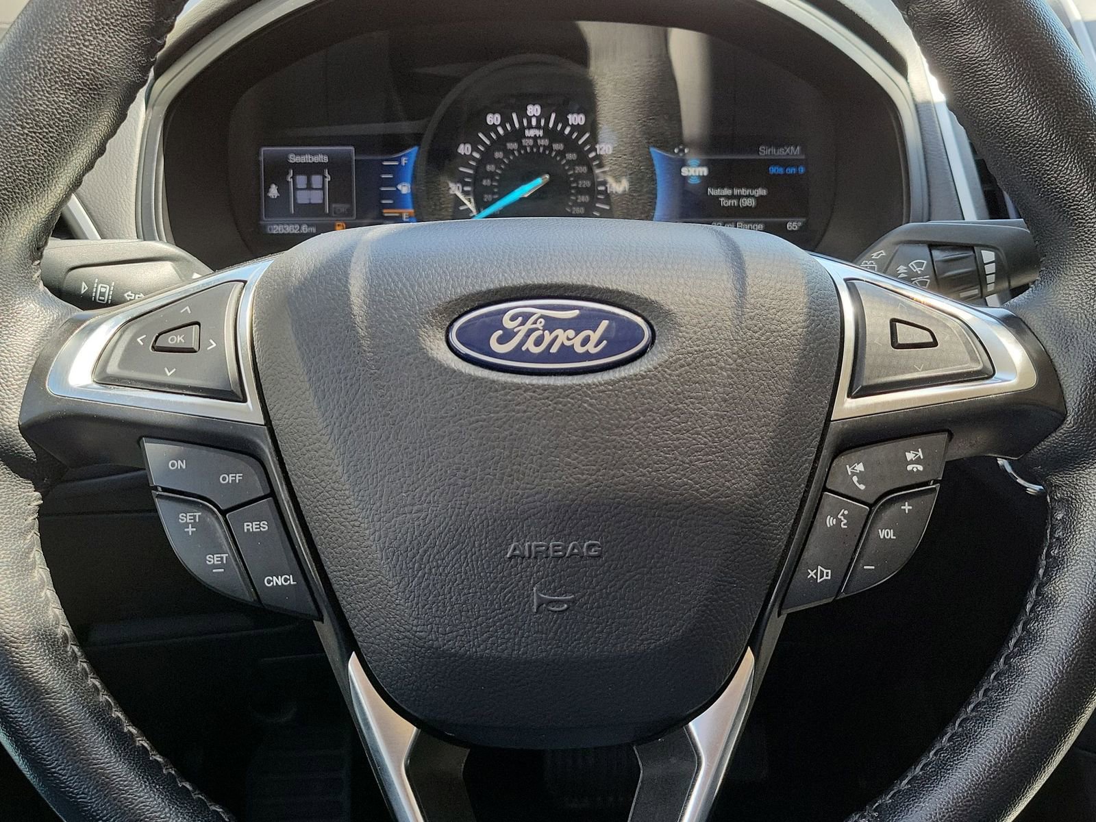 Used 2024 Ford Edge SEL image 11