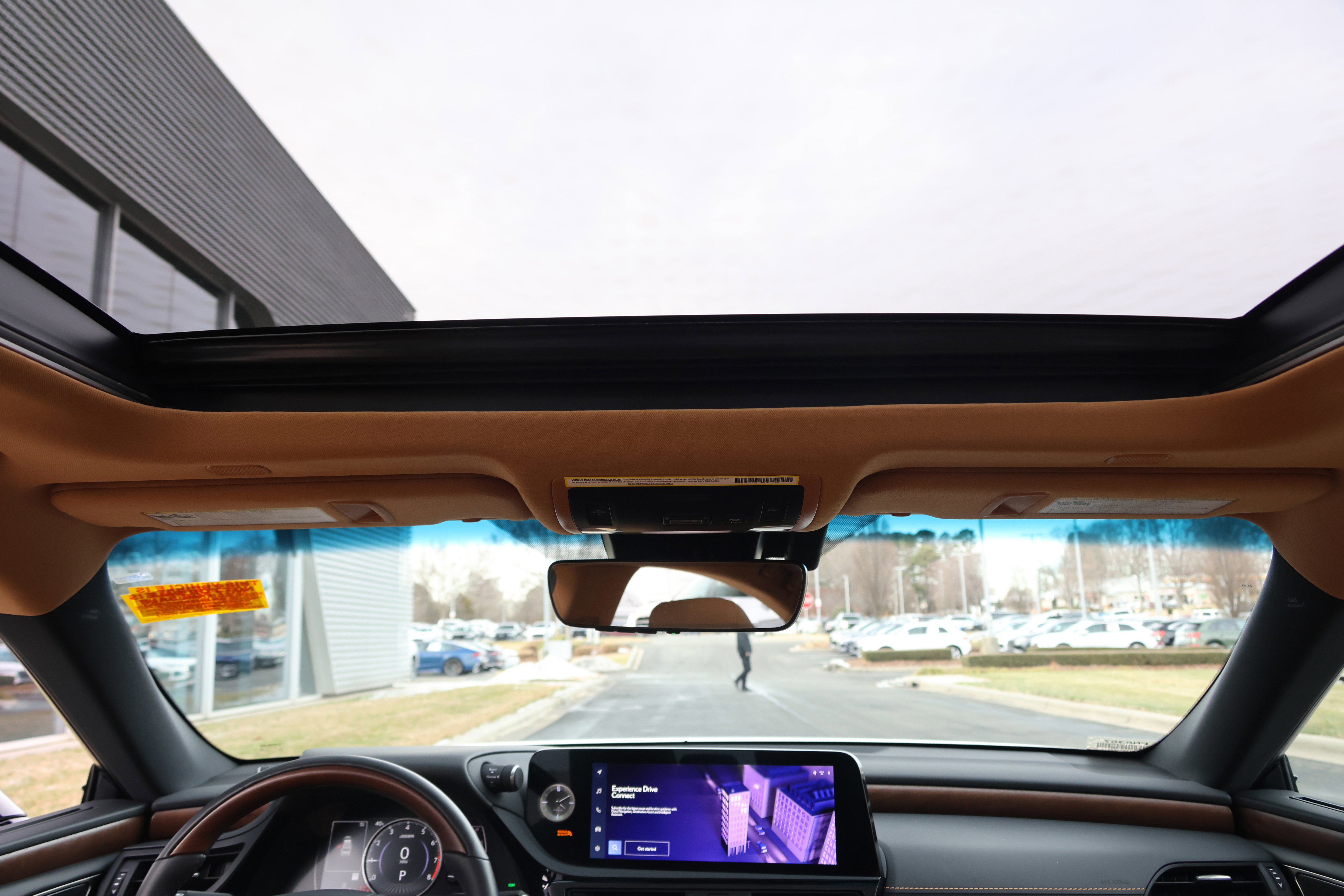 Certified 2024 Lexus ES 350 Ultra Luxury image 32