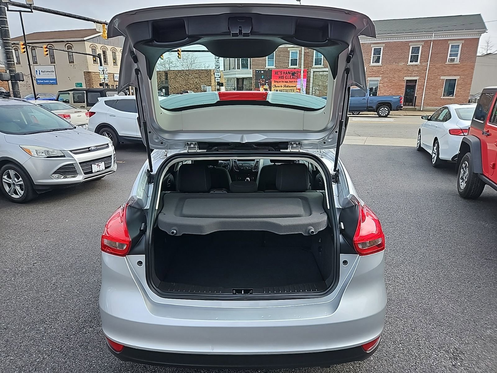 Used 2018 Ford Focus SE image 16