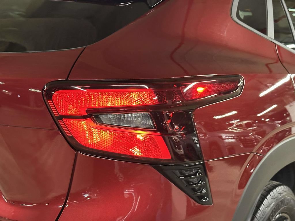 Certified 2024 Chevrolet Trax ACTIV w/ Sunroof Package FWD image 10