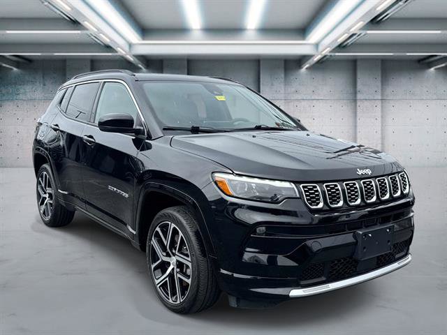 Used 2024 Jeep Compass Limited w/ Elite Group AWD/4WD image 25