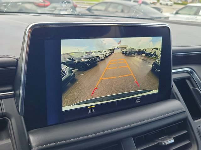Used 2022 Chevrolet Suburban LT RWD image 28