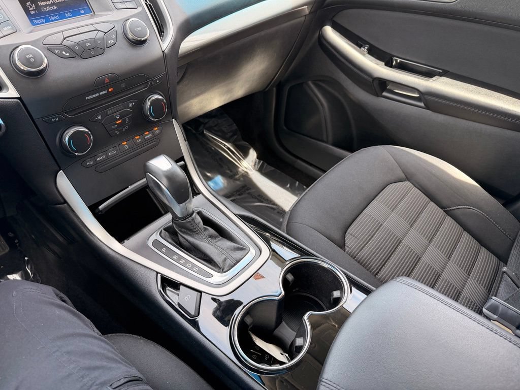 Used 2015 Ford Edge SEL FWD image 24