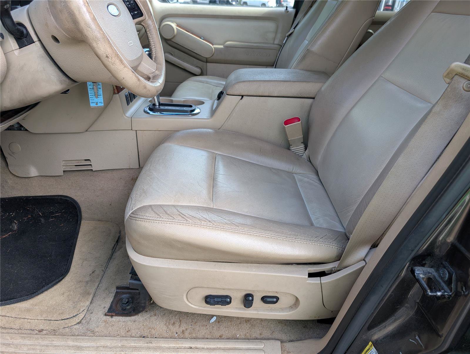 Used 2006 Ford Explorer Eddie Bauer RWD image 12