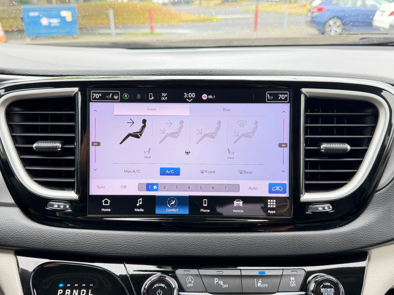 Used 2023 Chrysler Pacifica Touring-L FWD image 65