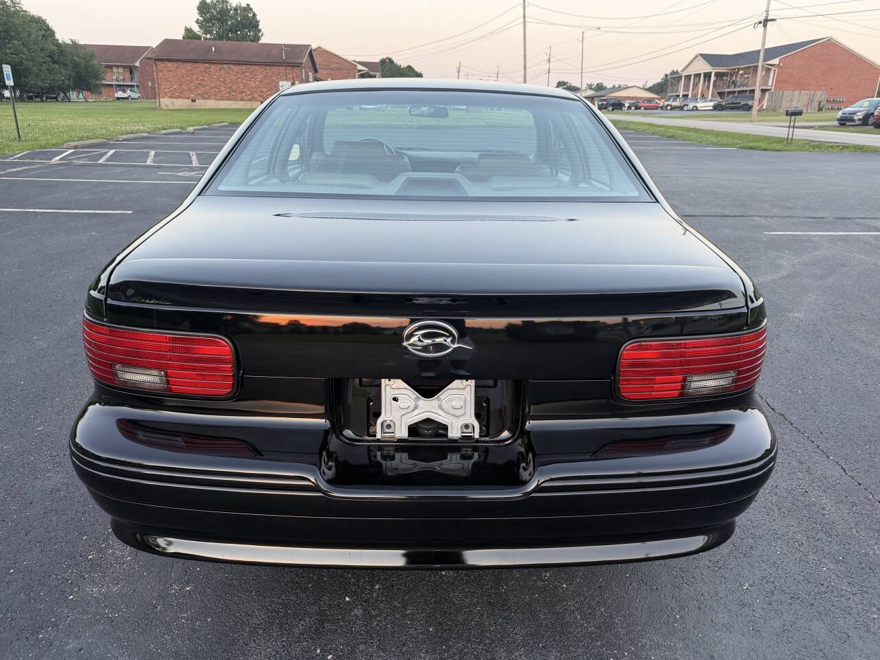 Used 1996 Chevrolet Impala SS RWD image 5