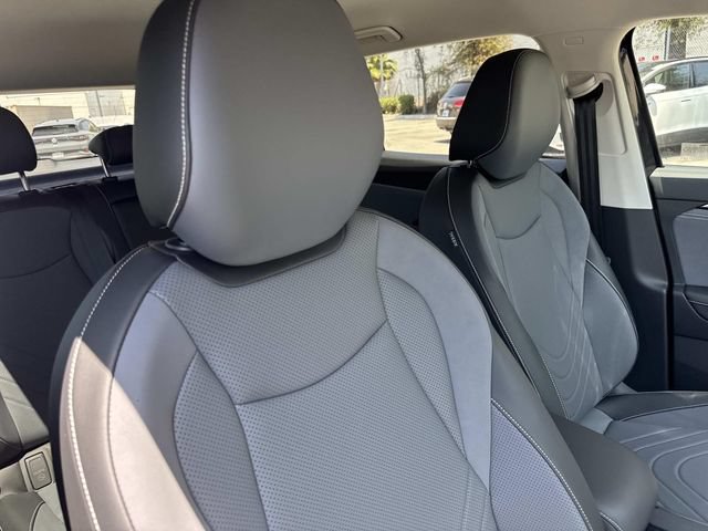 New 2026 Volkswagen Tiguan SE FWD image 29