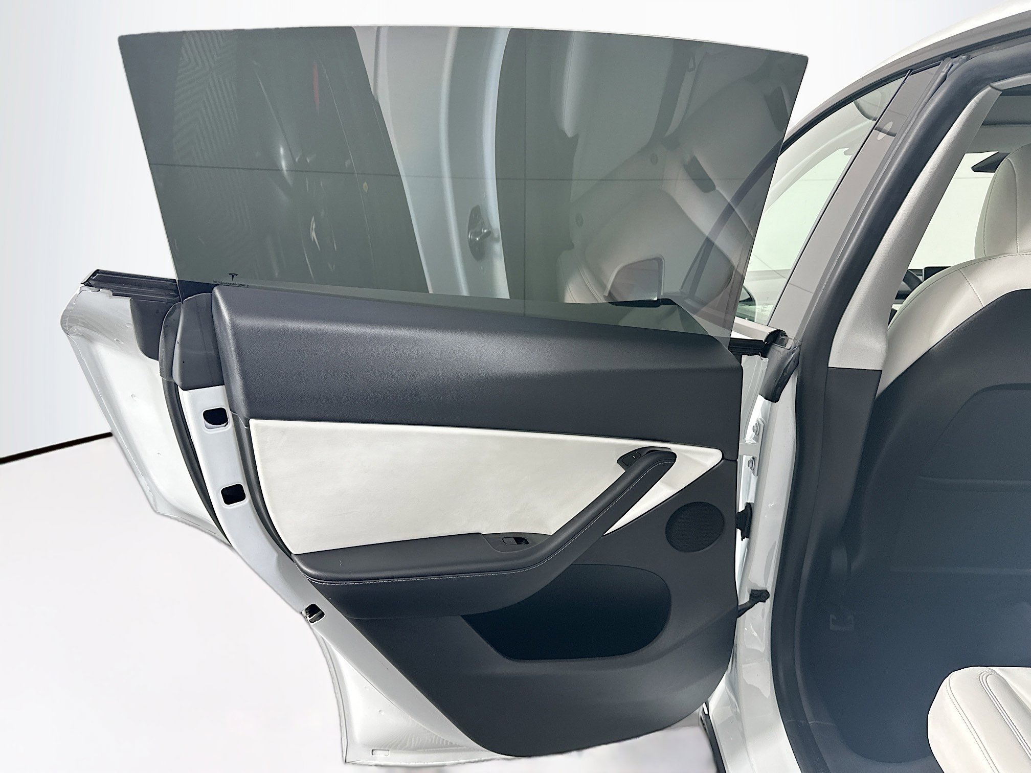 Used 2020 Tesla Model Y Performance image 26