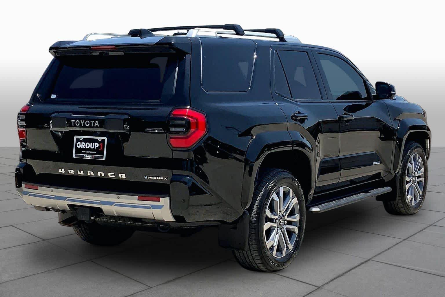 Used 2025 Toyota 4Runner Limited AWD/4WD image 13