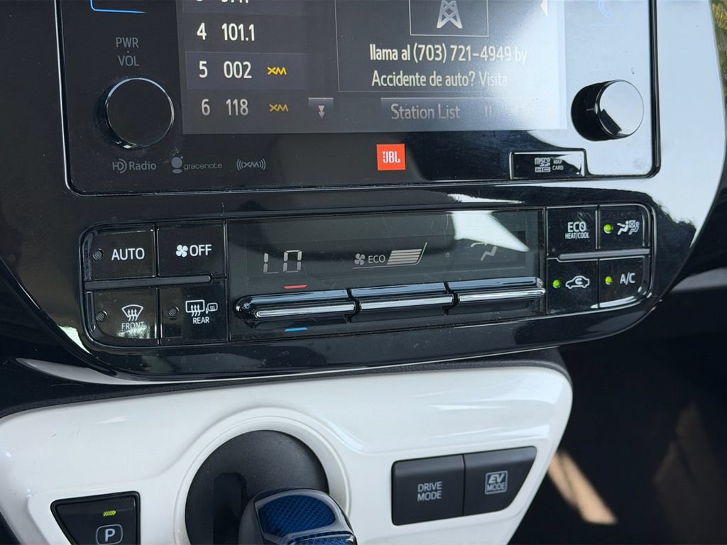 Used 2017 Toyota Prius Four Touring w/ Premium Convenience Package FWD image 22