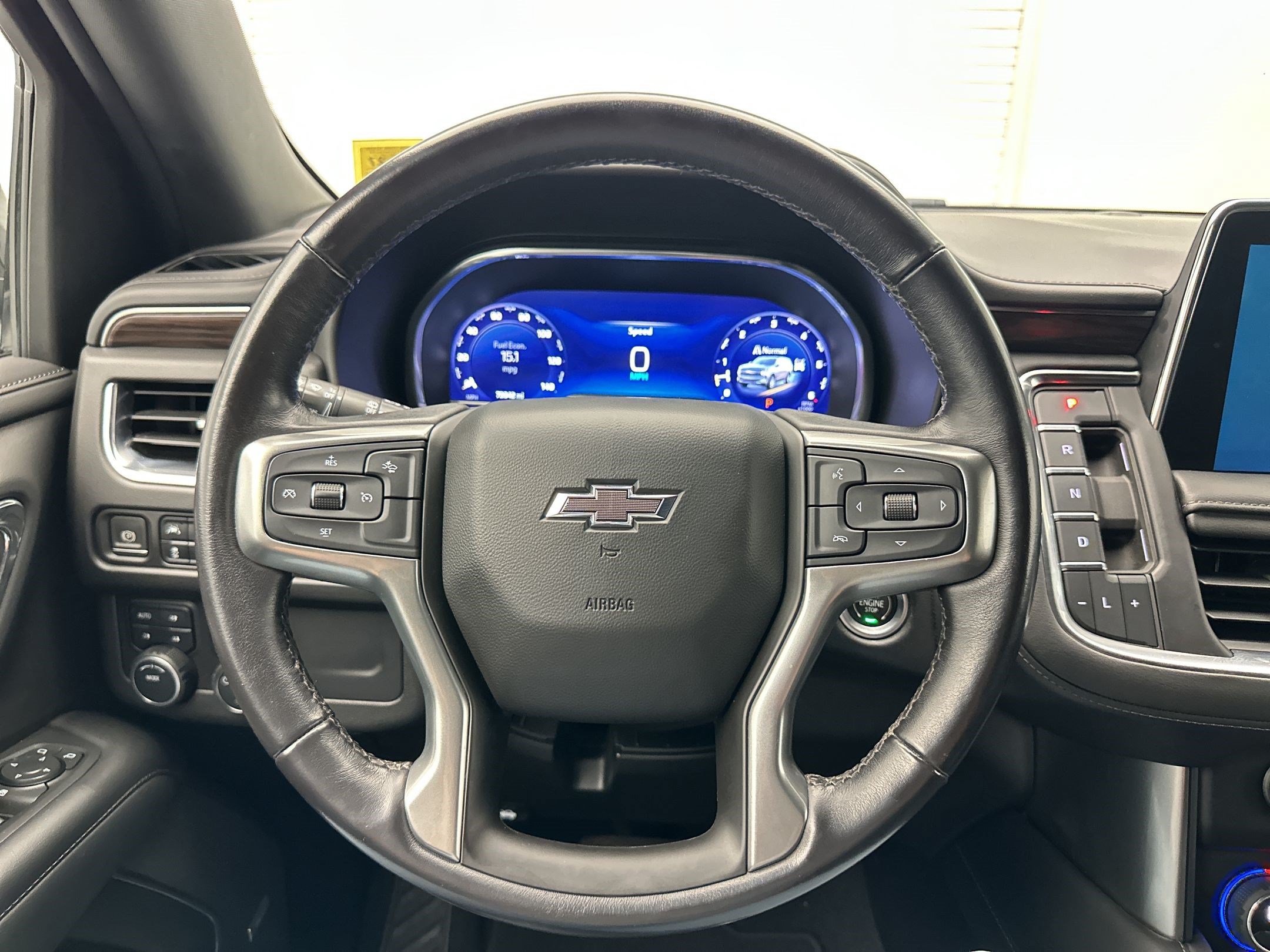 Certified 2022 Chevrolet Suburban Z71 AWD/4WD image 11
