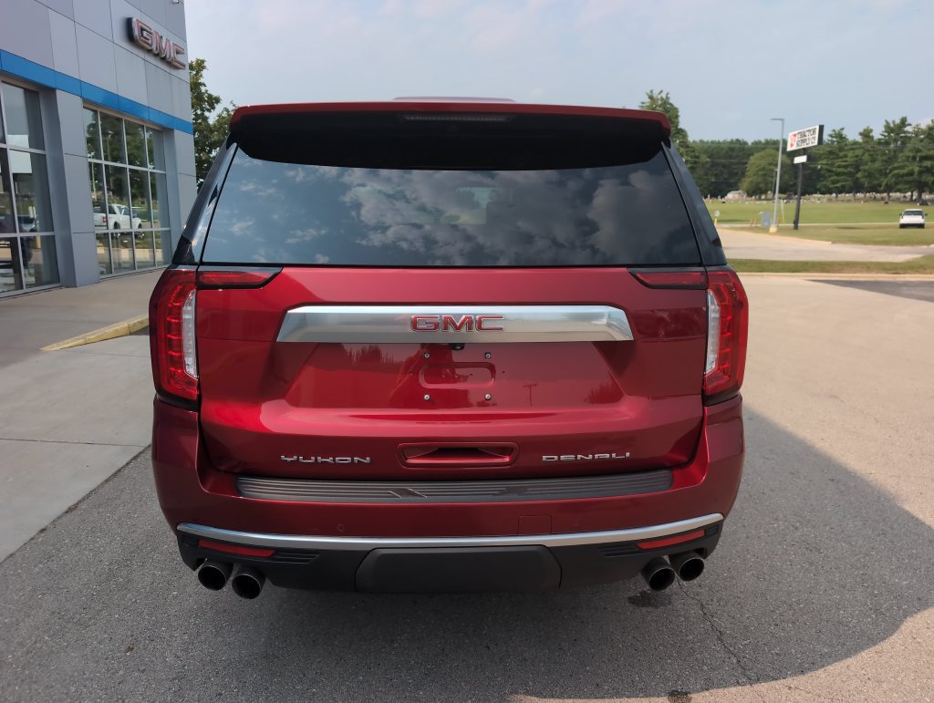 Used 2021 GMC Yukon Denali AWD/4WD image 7