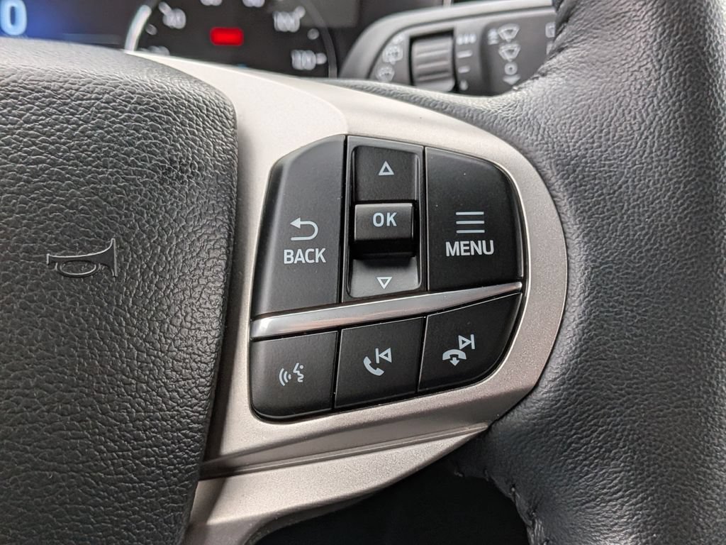 Used 2024 Ford Explorer XLT w/ Equipment Group 202A AWD/4WD image 14