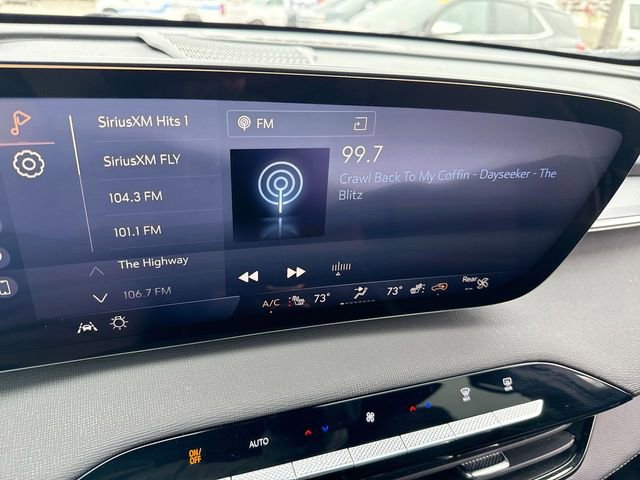 Used 2025 Buick Enclave Sport Touring image 16